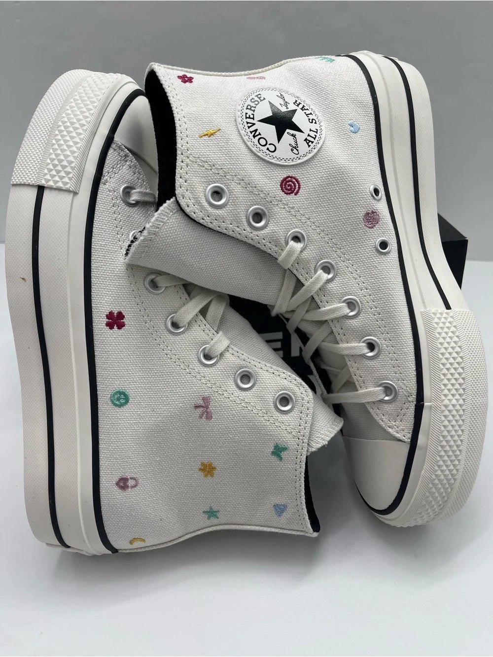 Converse CTAS LIFT HI VINTAGE WHITE/VINTAGE WHITE Platform High Top Embroidery